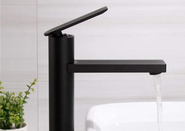 Bateria umywalkowa czarna TROGIR