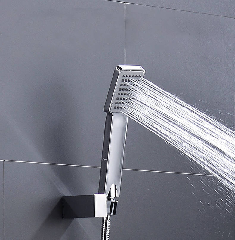 Bateria wannowa FOCUS + zestaw natryskowy