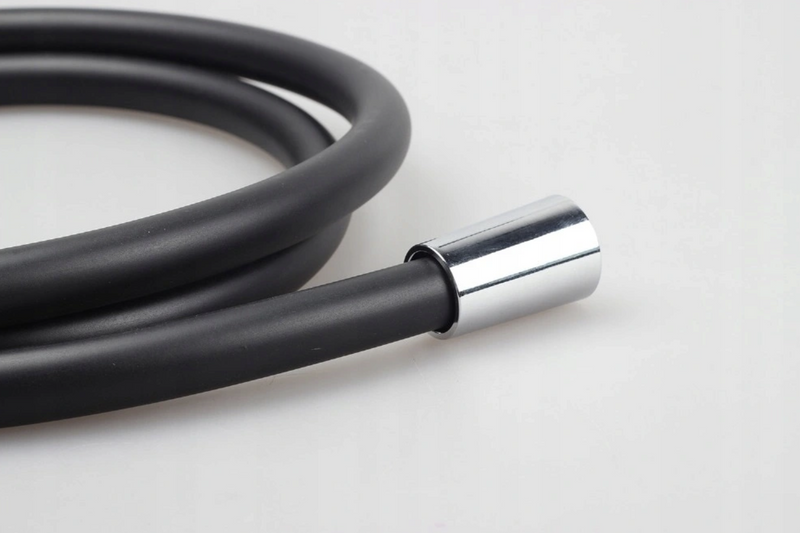 Wąż prysznicowy czarny gładki 1,5m