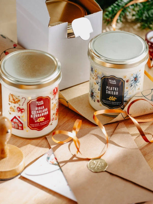 Świeca sojowa zapachowa PŁATKI ŚNIEGU 300ml