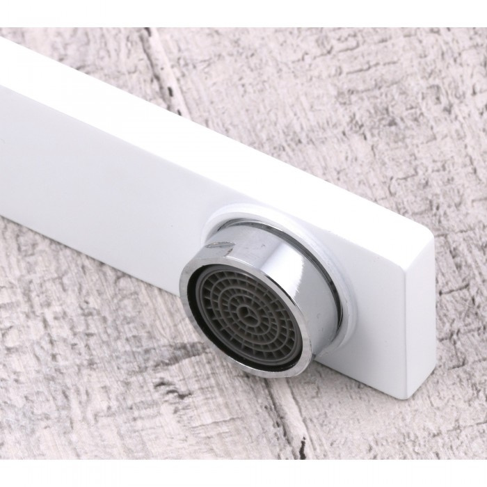 Bateria kuchenna wysoka biała matowa obrotowa