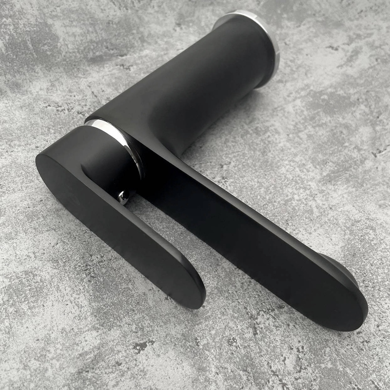 Bateria umywalkowa LIAM czarna