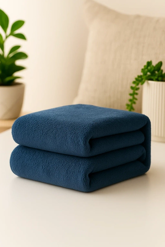 Ręcznik kąpielowy MIKRO niebieski z mikrofibry 50x100 szybkoschnący