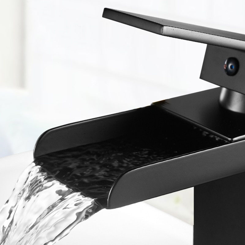 Bateria umywalkowa DILO czarna