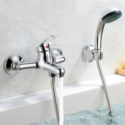 Bateria wannowa ścienna z zestawem natryskowym LUMA