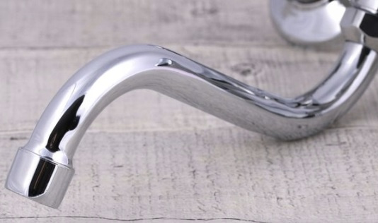 Kran pojedynczy ścienny mosiądz chrom 1/2" S