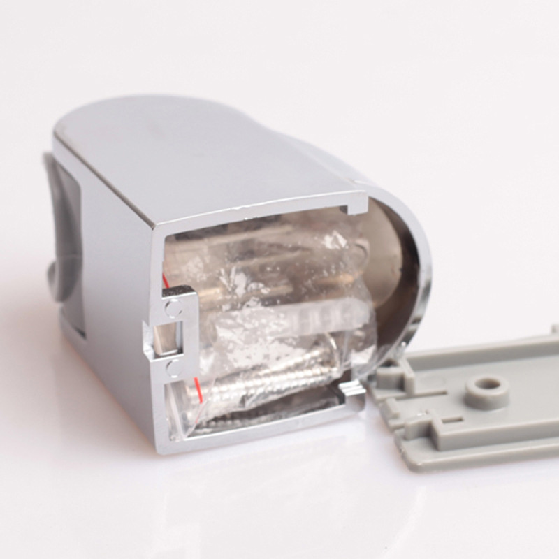 Uchwyt prysznicowy na słuchawkę natryskową ruchomy