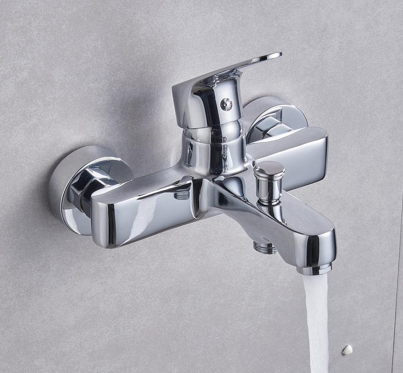 Bateria wannowa FOCUS + zestaw natryskowy