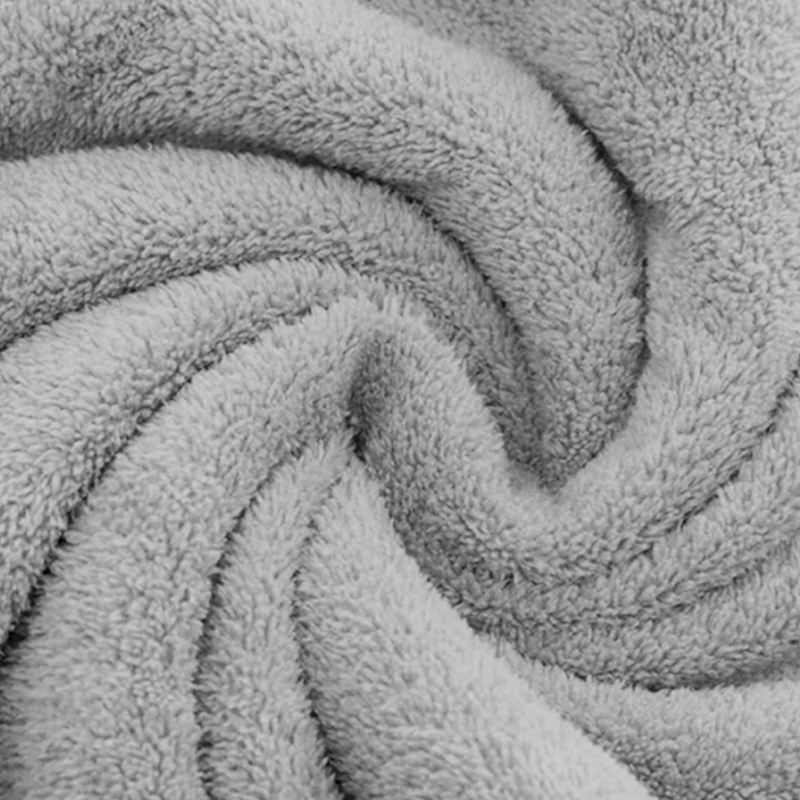 Ręcznik kąpielowy MIKRO jasny szary z mikrofibry 50x100 szybkoschnący