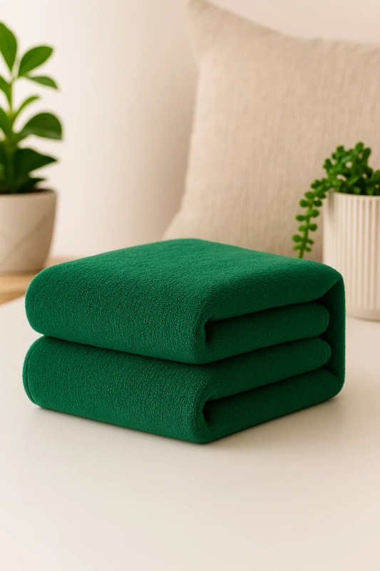 Ręcznik kąpielowy MIKRO butelkowy zielony z mikrofibry 50x100 szybkoschnący