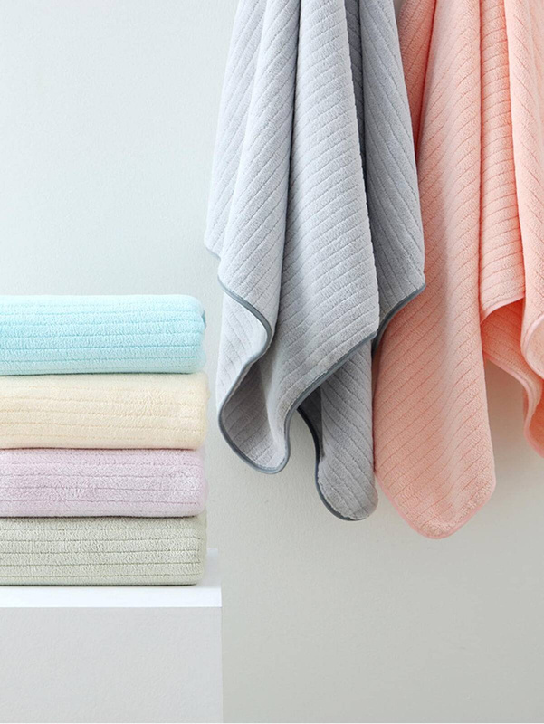 Ręcznik kąpielowy żółty w paski z mikrofibry 70x140 szybkoschnący