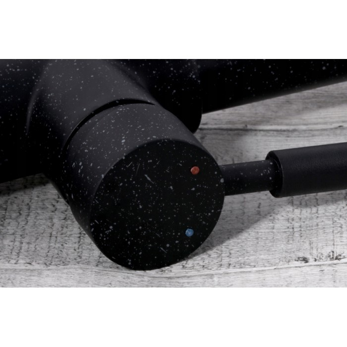 Bateria kuchenna z wyciąganą wylewką czarna DUAL BLACK DOTS