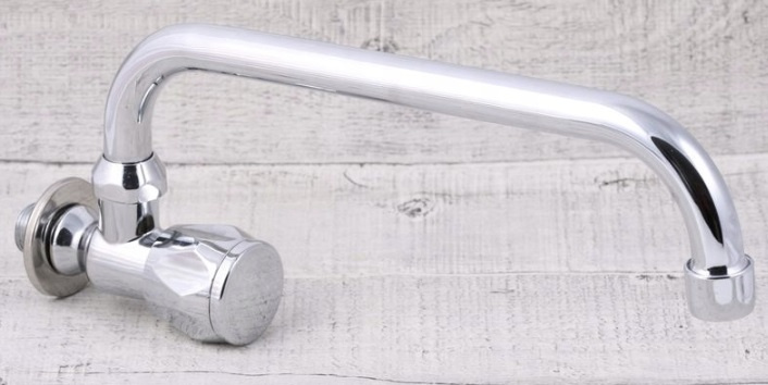 Kran pojedynczy ścienny mosiądz chrom 1/2" C