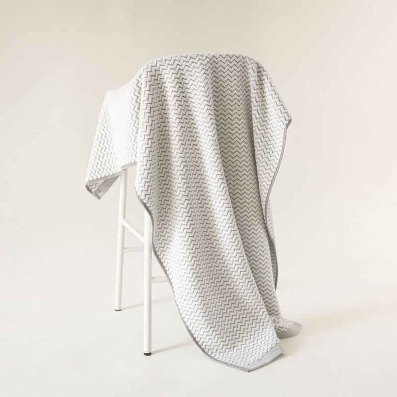 Ręcznik kąpielowy szary łazienkowy 50x100 500gsm LAHTI