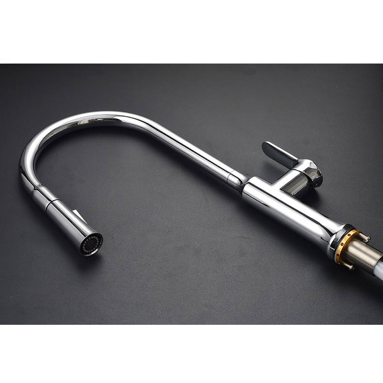 Bateria kuchenna z wyciąganą wylewką SIENA CHROM