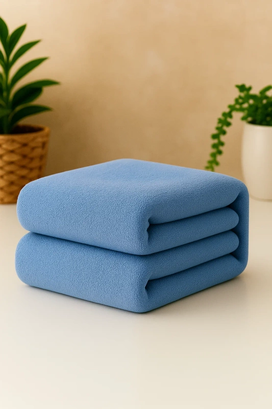 Ręcznik kąpielowy MIKRO błękitny z mikrofibry 70x140 szybkoschnący