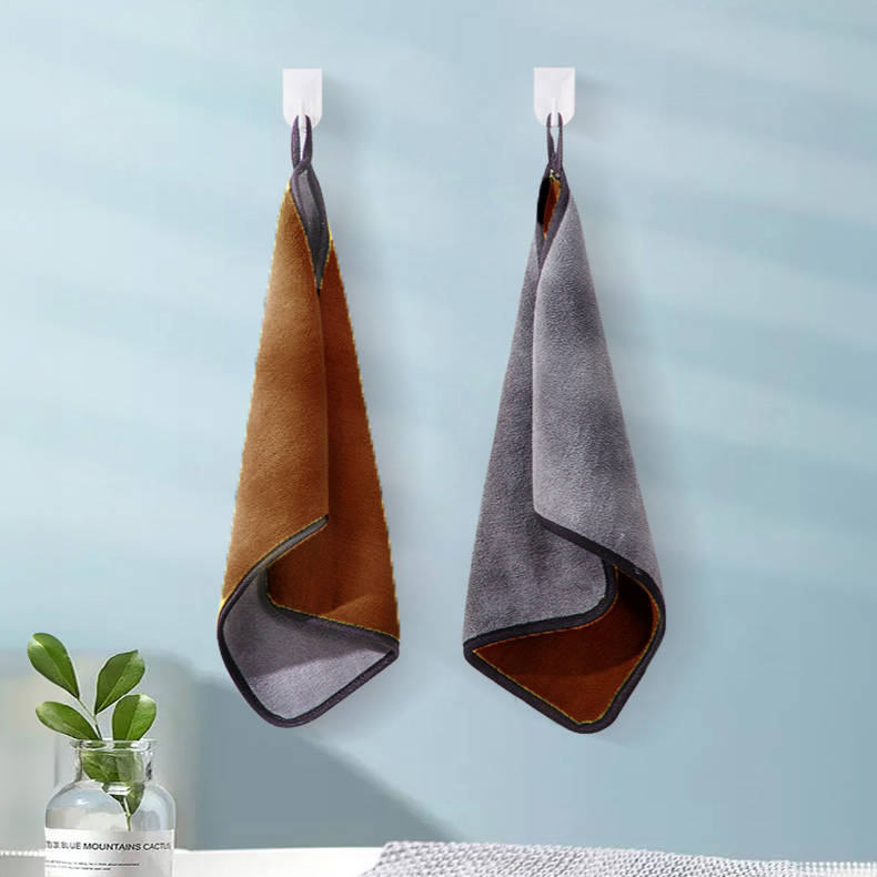 Ścierka z mikrofibry brązowa do osuszania 40x30