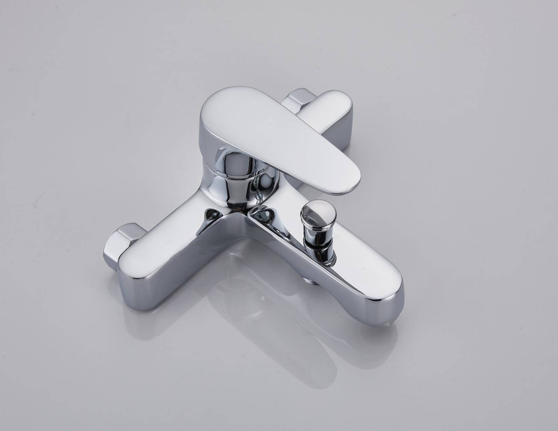 Bateria wannowa FOCUS + zestaw natryskowy