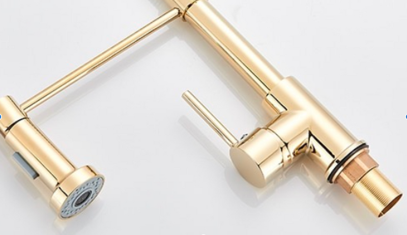 Bateria kuchenna z wyciąganą wylewką King Gold złota