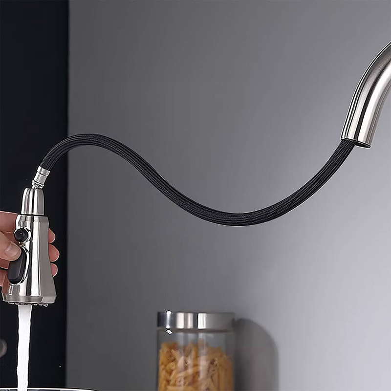 Wąż nylonowy do baterii kuchennej z obrotową końcówką