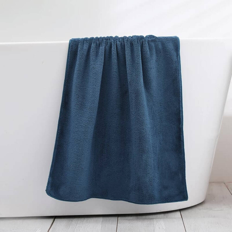 Ręcznik kąpielowy MIKRO niebieski z mikrofibry 50x100 szybkoschnący