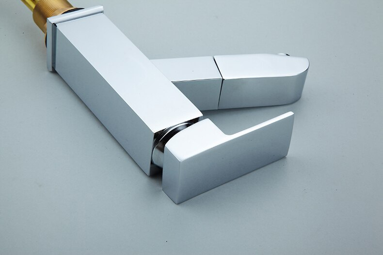 Bateria umywalkowa z wyciąganą wylewką kran BANG