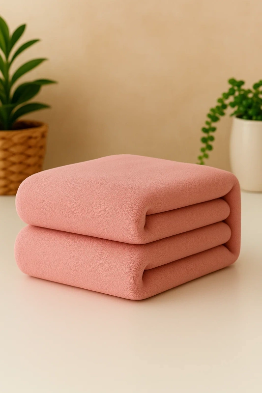 Ręcznik kąpielowy MIKRO różowy z mikrofibry 70x140 szybkoschnący