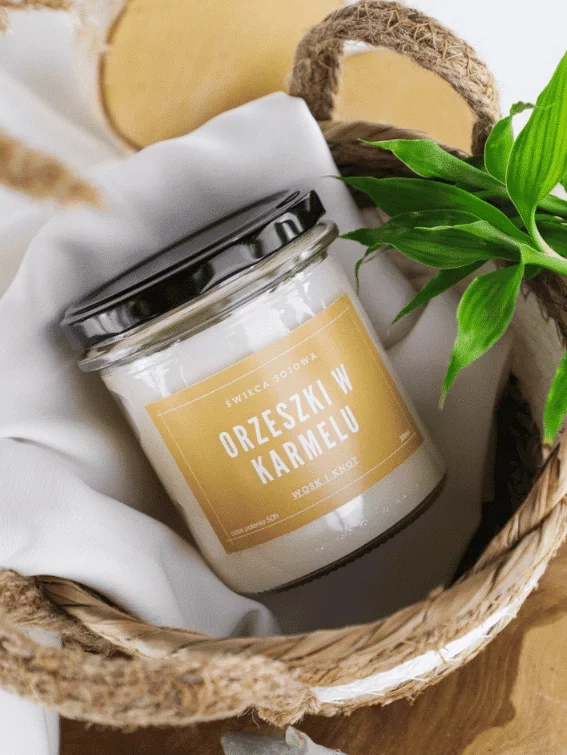 Świeca sojowa zapachowa ORZESZKI W KARMELU 300ml