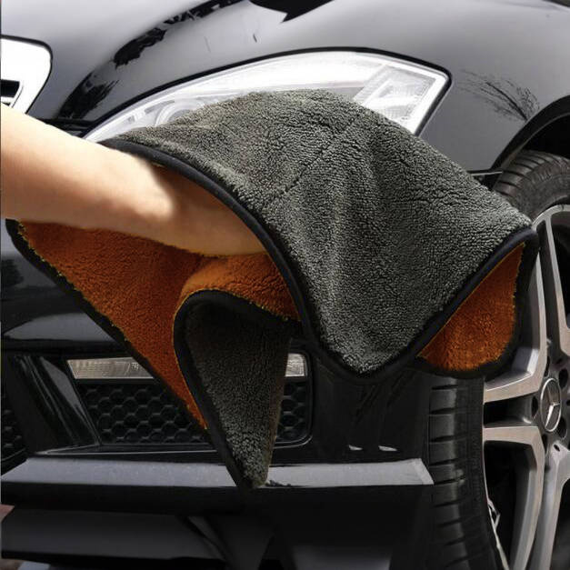 Ścierka z mikrofibry brązowa do osuszania 40x30