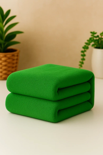 Ręcznik kąpielowy MIKRO zielony z mikrofibry 70x140 szybkoschnący