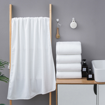 Ręcznik hotelowy Atena standard z bawełny 70x140cm