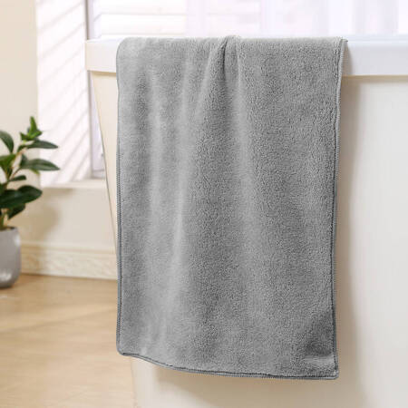 Ręcznik kąpielowy MIKRO jasny szary z mikrofibry 33x50 szybkoschnący