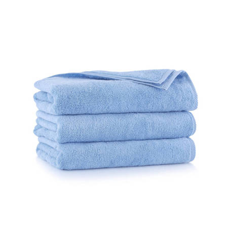 Ręcznik kąpielowy jasny niebieski łazienkowy 70x140 500gsm KIWI 2